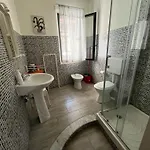 Gianluca Bed and breakfast 4*